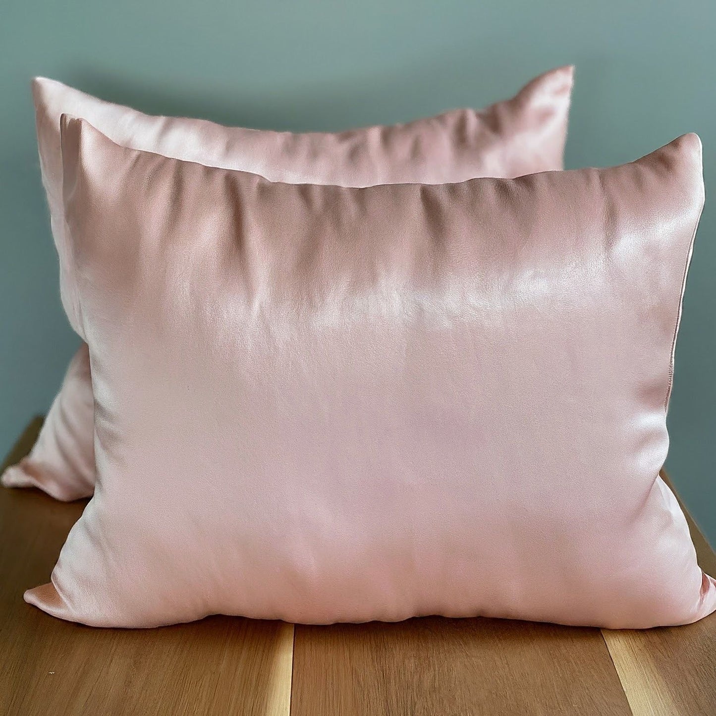 Silk blend pillowcases (set of 2)